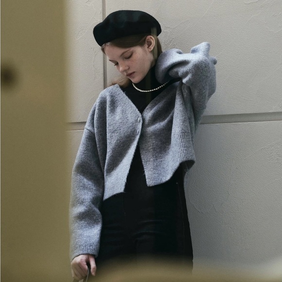 Heart Pearl Necklace - Picture 4 of 7